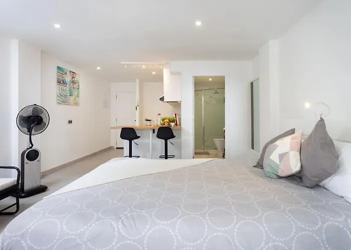 Lejlighed Bonito Estudio Con Balcon